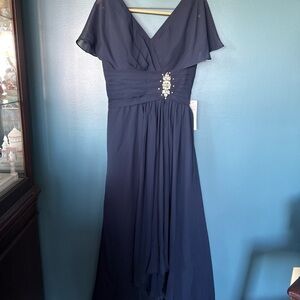 Wear Your Love  Draped Gown In Navy Size Small FORMAL bridesmaid Mother Tie Back